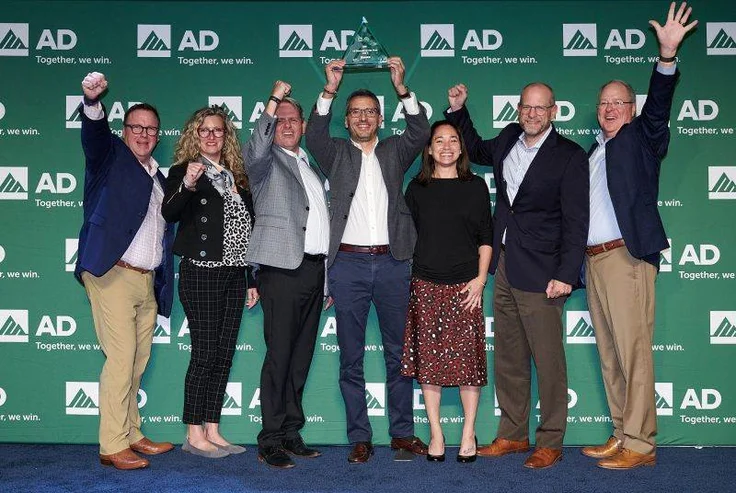 AD-Vendor-Group Pic