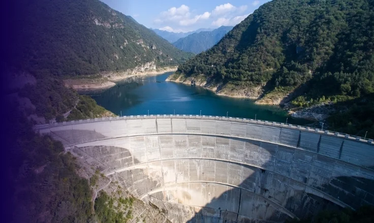 hydroelectric dam